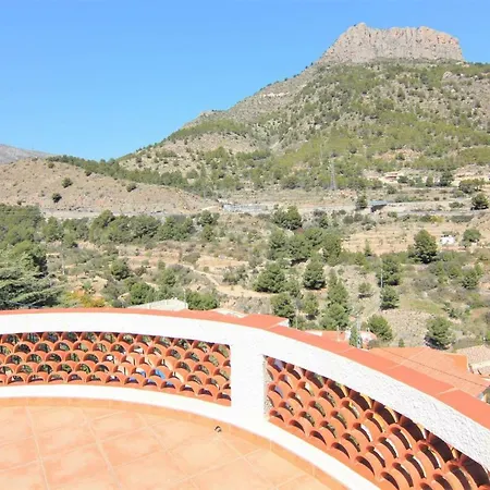 Villaguila Villa
